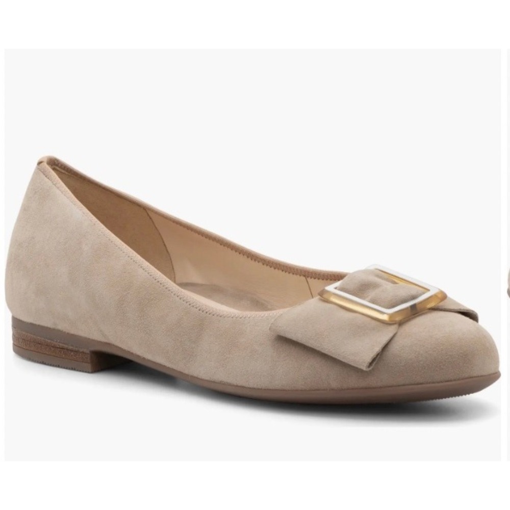 ara Sheridan Flat in Sand SZ 8 (5.5)
